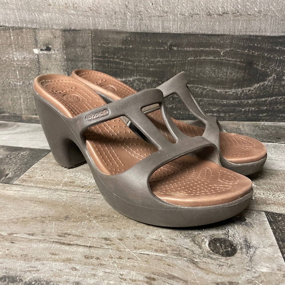 Crocs Womens Brown Cyprus V Heel Sandal Slides Comfortable Casual Size 9